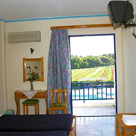 Hotel Lintzi 2*