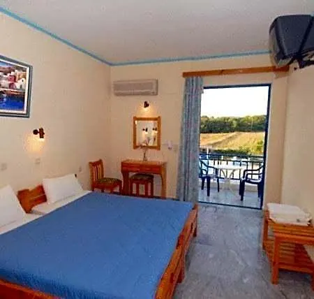 Lintzi Hotel
