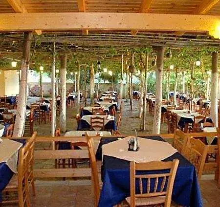 Hotel Lintzi Vartholomio