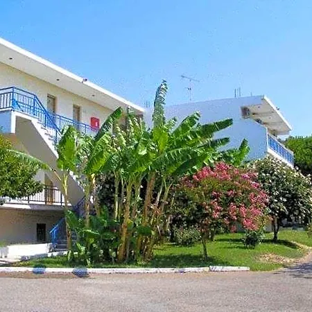 Hotel Lintzi 2*